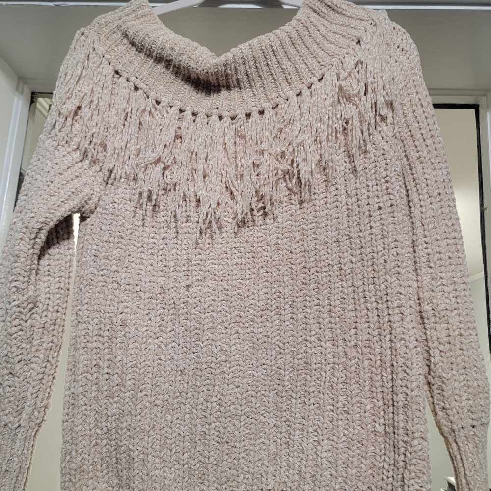 Chenille Sweater with Fringe Color Oatmeal